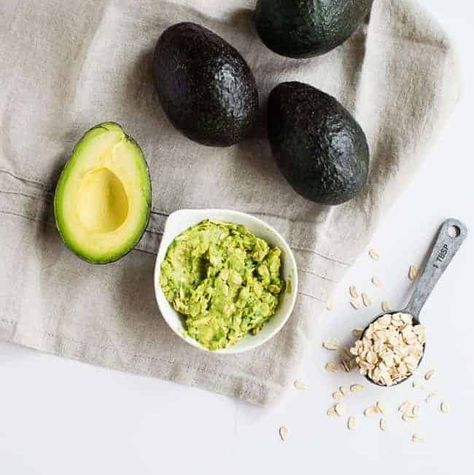 Avocado Oatmeal Facial Mask | Hello Glow Oatmeal Facial Mask, Avocado Beauty, Avocado Benefits, Avocado Mask, Avocado Hair Mask, Avocado Face Mask, Homemade Beauty Recipes, Avocado Hair, Anti Aging Food