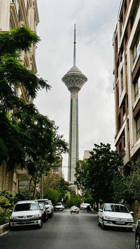 Iran/Tehran Milad Tower 🌱 Milad Tower, Samsung Galaxy Wallpaper Android, Iran Culture, Structural Engineer, Dream Dates, Iran Pictures, Beautiful Beach Pictures, Acrylic Painting Diy, Picture Places