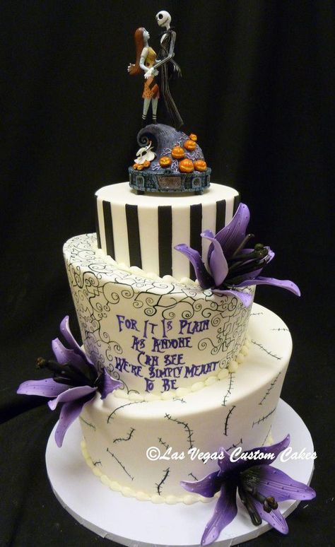 Tim Burton Wedding Cake, Nightmare Before Christmas Wedding Cakes, Jack And Sally Wedding Cake, Horror Wedding Cake, Gothic Wedding Cakes, Cartoon Wedding Cake, Wedding Cake Ideas Unique, Goth Wedding Cake, Fun Wedding Cakes