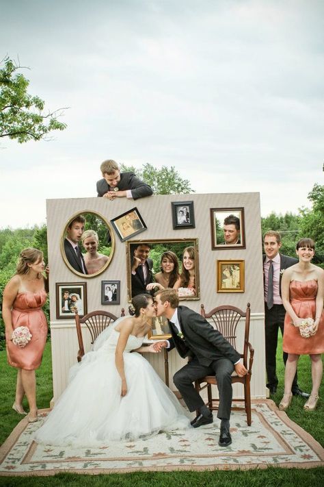 Ideas Matrimonio, Framed Photos, Diy Photo Booth, Foto Tips, Future Wedding Plans, Cute Wedding Ideas, Outdoor Parties, Wedding Videos, Photographer Wedding