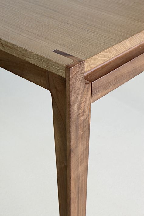 “Bobois” translated to “beautiful wood,” is evident in the precise mortise and tenon joinery of Stephane Lebrun’s Assemblage Table. Types Of Wood Joints, Japanese Joinery, Joinery Details, Woodworking Joinery, Wood Joints, Woodworking Joints, Wood Joinery, Wood Detail, Woodworking Bench