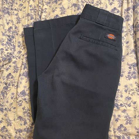 Dickies Pants Outfits Women Skater, Dickes Outfits, Dickes Pants, Chola Style Outfits, Dickie Pants, Dickies Pants Outfits Women, Dickies Outfit, Braids With Fade, Dickie Work Pants