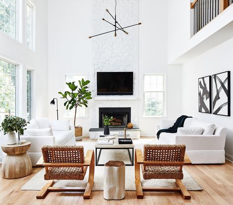 Finally a design style that brings together Coastal, Boho, Scandi and Mid-Century. California Cool Interior Design, California Cool Interior, Mid Century Modern Beach House, Coastal Mid Century, Coastal Mid Century Modern, Cool Interior Design, Cool Interior, Berry Basket, Coastal Boho