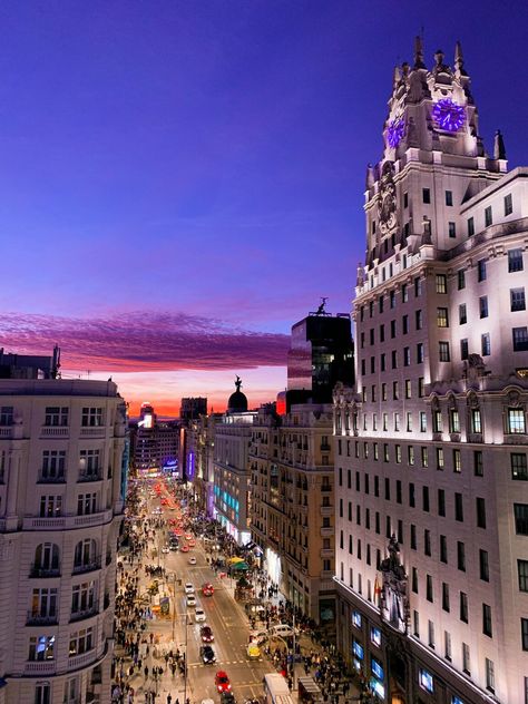 55 Madrid Quotes and Captions to Love Spain's Capital City Madrid Attractions, Visit Madrid, Madrid City, Madrid Travel, Concrete Buildings, Voyage Europe, Sun Sets, Europe Travel Guide, Free Things To Do