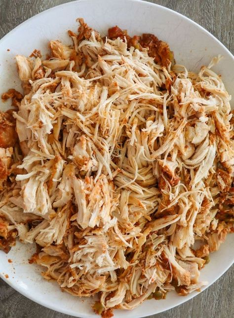 Chicken Taco Meat Recipe, Chicken Taco Meat, Chicken Breast Tacos, Crockpot Chicken Healthy, Authentic Mexican Recipes, Taco Meat Recipes, Chicken Tacos Crockpot, Taco Seasoning Packet, Crock Pot Tacos