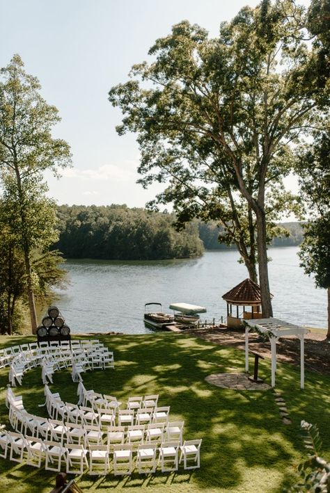 Fall Wedding At The Beach, Wedding On A Lake Ideas, Lakeside Wedding Venues, Lakeside Wedding Colors, Outside Lake Wedding Ideas, Outdoor River Wedding, Lakeside Wedding Aesthetic, Wedding By A Lake, Outdoor Lake Wedding Ceremony