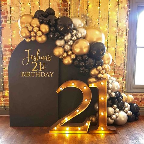 Centerpieces For Guys Birthday Party, 21 Male Birthday Party Ideas, 21st Birthday Backdrop Ideas For Guys, Male 21st Birthday Ideas Decorations, Ballon Decorations Birthday For Men, Birthday Backdrop Ideas For Men Diy, 21st Birthday Ideas For Guys Party Theme, 21st Birthday Decorations For Guys Decor, 21st Birthday Ideas For Guys Decorations