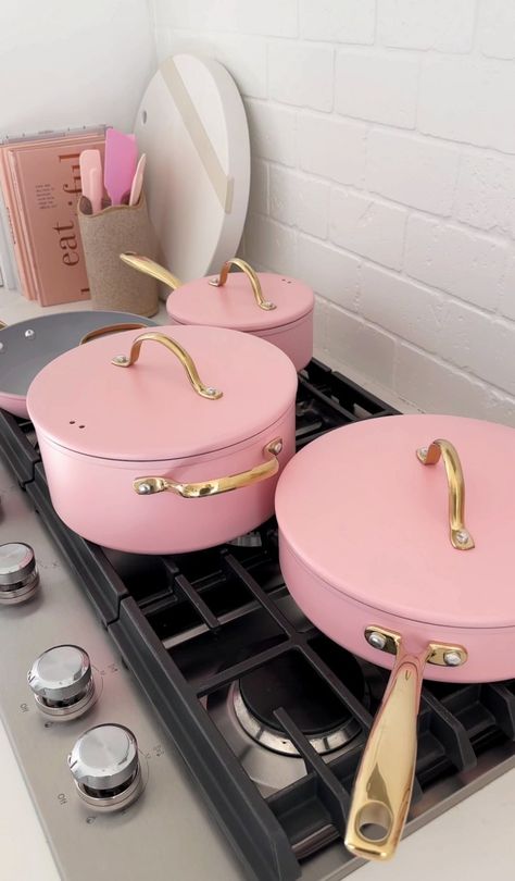 pink kitchen cookware and appliances Pink Kitchen Utensils, Pink Kitchen Appliances, Pink Utensils, Retro Pink Kitchens, Pink Apartment, Pink Kitchen Decor, House Essentials, Dream Apartment Decor, Future Apartment Decor