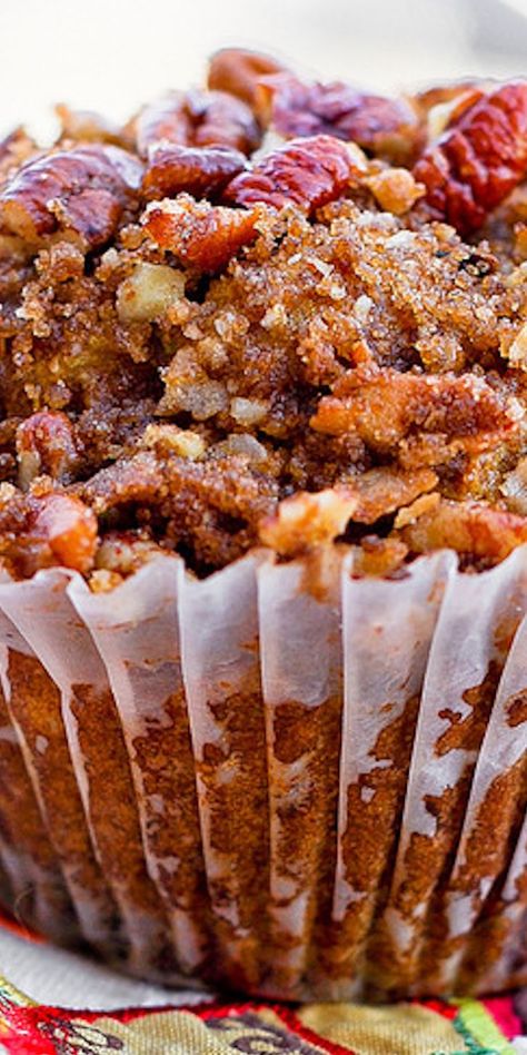 pumpkin pecan muffin in a muffin cup on a towel Sweet Potato Pumpkin Muffins, Pumpkin Nut Muffins, Pecan Muffins Recipe Brown Sugar, Pecan Crumble Topping Recipe, Muffin Breakfast Ideas, Hearty Muffins, Pumpkin Pecan Muffins, Delicious Thanksgiving Desserts, Muffins Pumpkin