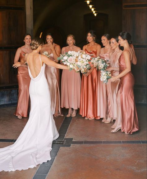 Fancy Bridesmaid Dresses, Bridesmaid Dresses 2023, Bridesmaid Dress Color Schemes, Bridesmaid Color Scheme, Maid Of Honor Dresses, Fall Bridesmaid, Peach Bridesmaid, Peach Bridesmaid Dresses, African Bridesmaid Dresses