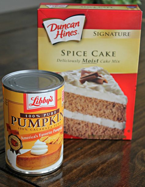 Viral Two Ingredient Pumpkin Bread Combine Cake, Easy Pumpkin Bread, Pumpkin Bread Easy, Pumpkin Spice Cake, Spice Cake Mix, Semi Homemade, Duncan Hines, Pumpkin Bread Recipe, Fall Breakfast