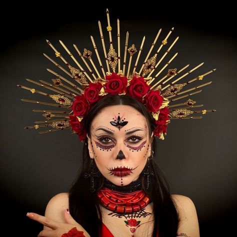 Santa Muerte halo Crown Red and Gold Dia Los Muertos Makeup, Sugar Skull Crown, Coven Dress, Sunburst Crown, Catrina Costume, Neon Unicorn, Witchy Hair, Creepy Halloween Makeup, Cute Halloween Makeup