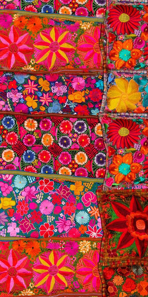 Mexican Pattern, Behind Blue Eyes, Mexican Embroidery, Embroidery Wall Art, Hippie Wallpaper, Arte Inspo, Mexican Art, Modern Interiors, 영감을 주는 캐릭터