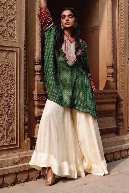 Buy Green Kaftan: Silk Cotton Patterned Flowy With Contrast Sharara For Women by Avacara Online at Aza Fashions. Sharara For Women, White Sharara, Flared Sharara, Green Kaftan, Dori Embroidery, Kaftan Designs, Dress Book, Gaun Fashion, Dresses Indian