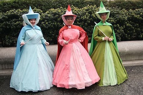 Fairy Godmother Costume, Group Halloween Costume Ideas, 3 People Costumes, Cosplay Disney, Trio Costumes, Kostuum Halloween, Cute Group Halloween Costumes, Trio Halloween Costumes, Halloween Costumes For 3