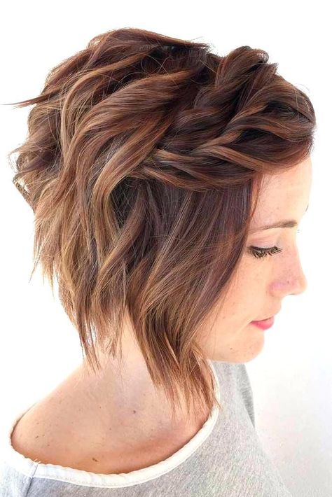 Image result for semi formal hairstyles #FormalShortHairstylesforWomen Bob Wedding Hairstyles, Wavy Bob Haircuts, Prom Hairstyles For Short Hair, Short Braids, Peinados Fáciles Para Cabello Corto, Hair Color For Women, Short Wedding Hair, Penteado Cabelo Curto, Braided Hairstyles For Wedding