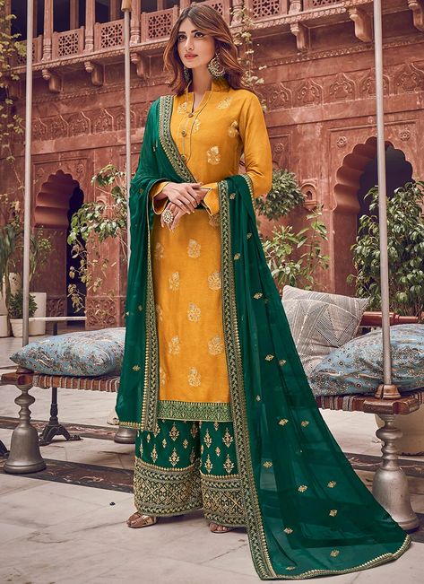 Yellow and Green Dola Silk Palazzo Suit– Lashkaraa Indian Clothes Women, Indian Suits For Women, Palazzo Dress, Plazzo Suits, Costume Bleu, Yellow Suit, Costume Noir, Salwar Dress, Palazzo Suit