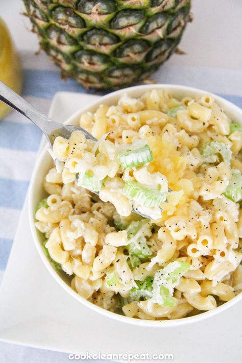 Pineapple Pasta Salad Pineapple Macaroni Salad, Macaroni Salad With Pineapple, Pineapple Pasta Salad, Mexican Macaroni Salad, Deli Salads, Chicken Macaroni Salad, Dinner Meat, Pineapple Salad, Baked Potato Salad