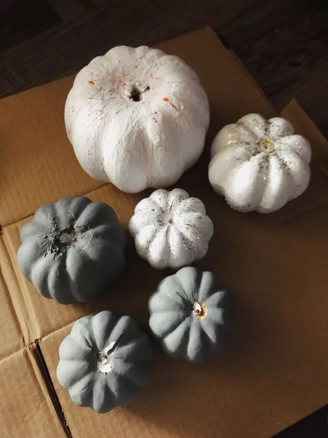 I had some pumpkins that I painted years ago, that just weren't fitting with my style anymore. I decided to try out the textured paint effect using baking soda to give my decor pumpkins a little makeover! Materials Needed - Baking soda Paint Paint Brushes Dish for paint Foam Pumpkins sticks Step One - Remove stems from pumpkins Step Two - Mix Paint and Baking soda This was my first time trying this technique so it was trial and error for me. I used equal parts baking… Baking Soda Paint Pumpkins, Baking Soda Paint, Paint Pumpkin, Mix Paint, Decor Pumpkins, Pumpkin Uses, Textured Paint, Kissing Ball, Artificial Pumpkins