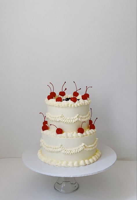 White Cake With Cherries On Top, Vintage Cake Cherries, Iconic Cakes From Movies, Vintage Cherry Wedding Cake, Kitschy Wedding Cake, Wedding Cake Cherries, Vintage Two Tier Cake, Small Vintage Wedding Cake, Wedding Cake With Cherries