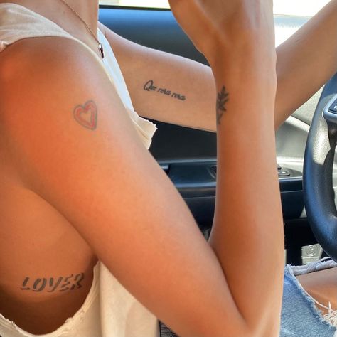 Lover Word Tattoo, Ava Jules Tattoo, Lover Girl Tattoo Ideas, Lo Que Sera Sera Tattoo, Love Yourz Tats, Lover Girl Tattoo, Made In Love Tattoo, Choose Love Tattoo, Lover Tattoo Word