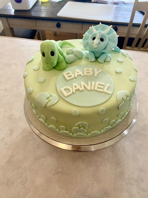 Dinosaur Cake Baby Shower Ideas, Hatching Soon Cake, Dragon Baby Shower Cake, Land Before Time Baby Shower Ideas, Baby Shower Dinosaur Cake, Baby Dinosaur Baby Shower Ideas, Dino Baby Shower Cake, Hatching Soon Baby Shower Ideas, Dinosaur Themed Baby Shower Ideas