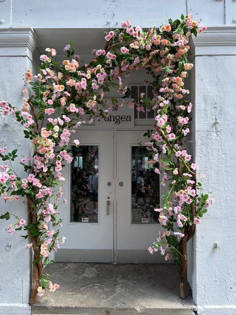 #pink #flowers #arch #aesthetictumblr #aestheticwallpaper #nature #scenery #prettywallpaper #pretty #aesthetic Flower Arch Aesthetic, Flowers Arch, Grazing Board, Pretty Aesthetic, Nature Scenery, Pink Flowers, Arch, Disney, Flowers