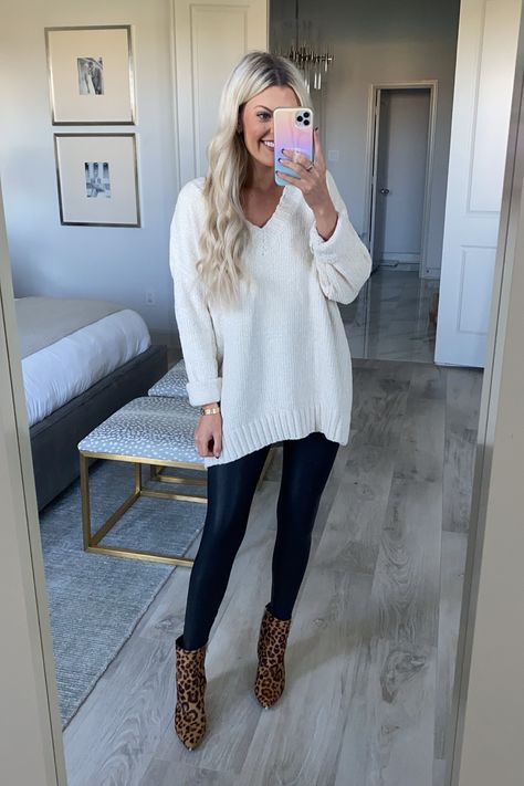 Ivory Sweater Outfit, Skirts Fall, Blush Sweater, Chic Skirts, Fall Fit, Ivory Sweater, Sweater Outfit, Trendy Boutique, Chenille Sweater