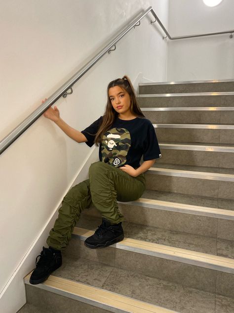 bape jordan 4 black cats style Jordan 4 Outfit Women Black, Black Cat 4s Outfit Men, Black Airforce 1 Outfits, Black Cat Jordans Outfit, Retro 4 Jordans Outfit Women, Retro 4 Outfits, Black Cat 4s Outfit, Jordan 4 Black Cat Outfit, 4s Outfit Women