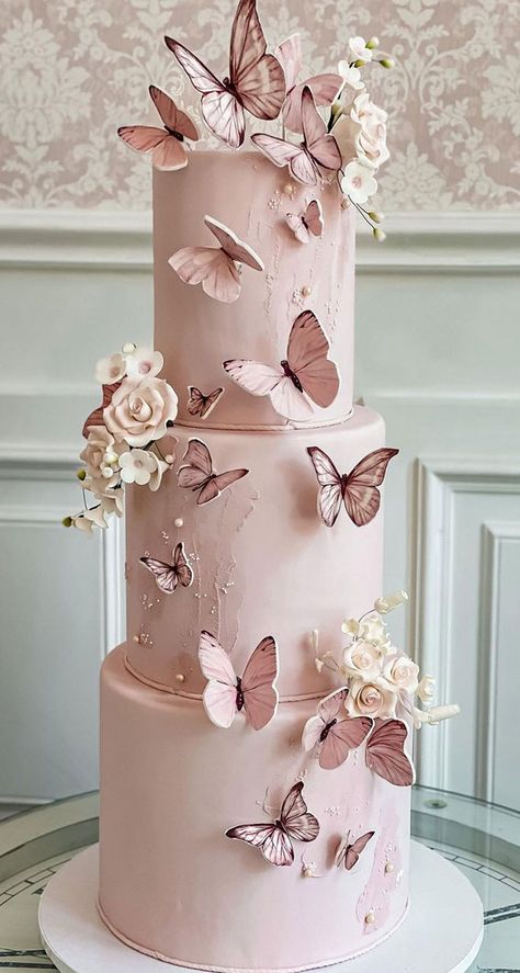 Butterfly Wedding Cake, Quince Cakes, Quince Cake, 15th Birthday Cakes, Butterfly Birthday Cakes, Idee Babyshower, Quinceanera Cakes, Butterfly Cake, Butterfly Cakes