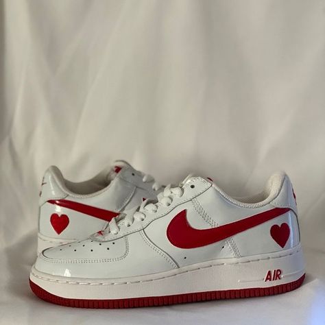 #fashion #sneakerhead #sneakers #sneakerhead #sneakernews #rare #nikesneakers #nikeairforce1 #nike #nikeairforceone #nikesneakers Shoes I Want, Cute Aesthetic Shoes, Best Nike Shoes, Tenis Air Force, Aesthetic Sneakers, Обувь Air Jordan, Nike Air Force One, Trendy Shoes Sneakers, Dr Shoes