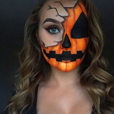 Horror Smink, Pumpkin Makeup Ideas, Easy Diy Halloween Makeup, Halloween Makeup Diy Easy, Halloween Maquillage, Beautiful Halloween Makeup, Makeup Clown, Maquillage Yeux Cut Crease, Halloweenský Makeup