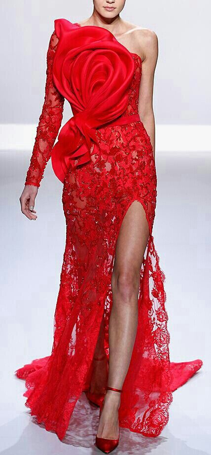 Red Lace Evening Gown Fashion Show Themes, Couture 2014, Emmanuelle Alt, Celebrities Fashion, Ralph Russo, 파티 드레스, Solange Knowles, Ralph And Russo, Spring Couture