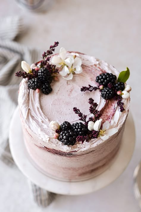 Seedless Blackberry Jam, Blackberry Buttercream, Fluffy Vanilla Cake, Blackberry Cake, Berry Cake, Blackberry Jam, Rustic Cake, Most Popular Recipes, High Altitude