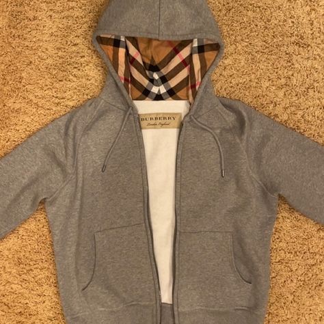 Mens Burberry Zip-Up Hoodie Burberry Zip Up Hoodie, Zip Hoodie Outfit, Burberry Hoodie, Chav Outfits, Hoodie Outfit Men, Burberry Jacket, Hoodie Outfit, Streetwear Y2k, Vintage Streetwear