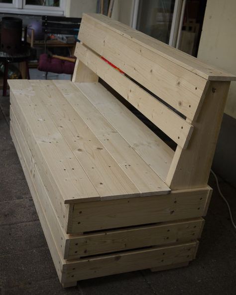 Picture of Finish to your taste. Deck Storage Bench, Garden Storage Bench, Outdoor Bench Seating, Simple Deck, Garden Bench Diy, Outdoor Storage Bench, Diy Storage Bench, Outdoor Garden Bench, Diy Bench Outdoor