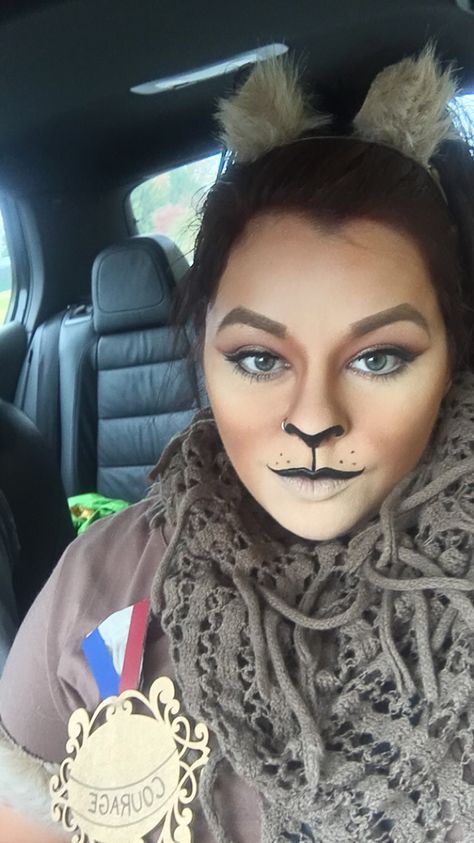 Cowardly lion makeup Lion From Wizard Of Oz Makeup, Cowardly Lion Costume Women, Diy Cowardly Lion Costume, Wizard Of Oz Lion Costume Women, Lion Makeup Kids, Cowardly Lion Costume Diy, Diy Lion Costume Women, Cowardly Lion Makeup, Lion Makeup Women