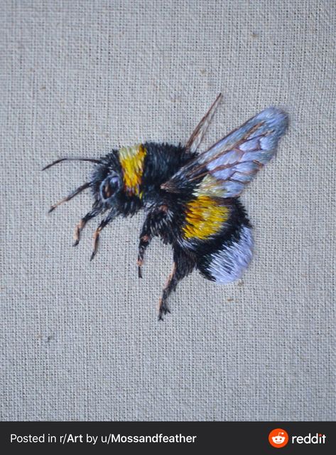 Bee Design Art, Bugs Embroidery, Bee Embroidery, 자수 디자인, Sewing Embroidery Designs, Hand Embroidery Art, Hand Embroidery Patterns, Embroidery Inspiration, Embroidery Tutorials