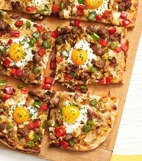 Grilled Breakfast, Summer Vegetable Recipes, Grill Breakfast, Fathers Day Brunch, Breakfast Pizza Recipe, Casserole Easy, Breakfast Eggs, Summer Brunch, Mothers Day Brunch