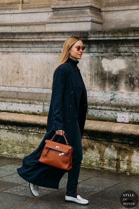 Pernille Teisbaek Style, Street Style Women Winter, Pfw Street Style, Pernille Teisbaek, 2020 Street Style, Street Style Fall Winter, Cold Weather Fashion, Street Style Trends, Street Style Winter