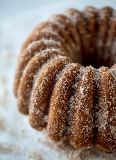 Apple Cider Donut Cake - Apple Cider Doughnut Cake Donut Cake Recipe, Apple Cider Doughnut Cake, Apple Cider Donut Cake, Cider Donut Cake, Apple Cider Doughnut, Cake Donuts Recipe, Cake Apple, Nursing Cake, Buckwheat Cake