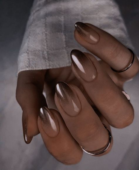 Crome Nails Beige, Dip Powder Nails Brown, Chrome Nails Winter, Brown Ombre Nails Almond, Golden Brown Nails, Brown Velvet Nails, Brown Chrome French Tip Nails, Brown Ombre Nails Acrylic, Classic Winter Nails