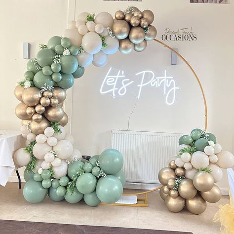 Green Gold Cream Balloon Garland, Pastel Green Balloon Garland, Olive Green Gold And White Balloons, Balloon Arch 3 Colors, Lilac And Sage Balloon Garland, Sage Green And White Balloon Garland, Sage And Gold Balloon Arch, Green White And Gold Birthday Decorations, Balloon Arch 18th Birthday