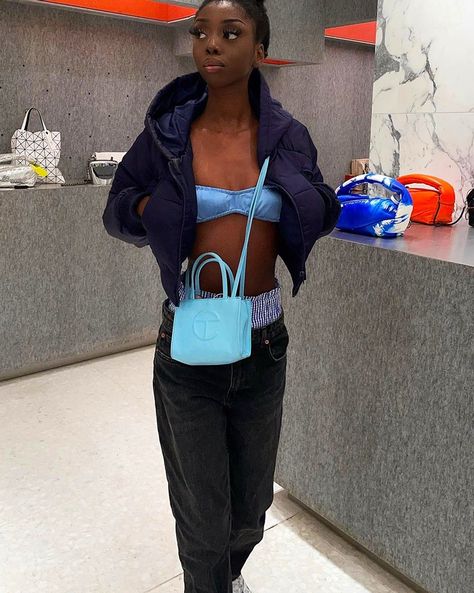 Telfar Bag Outfit, Telfar Bags, Telfar Bag, Blue Pool, Bag Outfit, Cloth Bags, How To Wear, Blue