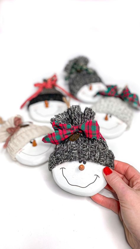 Kendra Chura | Great question! This was one of those, use what you have situations. Worked great! Now all my small sponge brushes are just little nubs... | Instagram Bake Clay, Christmas Craft Show, Friend Ornament, Handmade Christmas Crafts, Wood Disc, Ornament Ideas, Snowman Ornament, Christmas Crafts For Gifts, St Peter