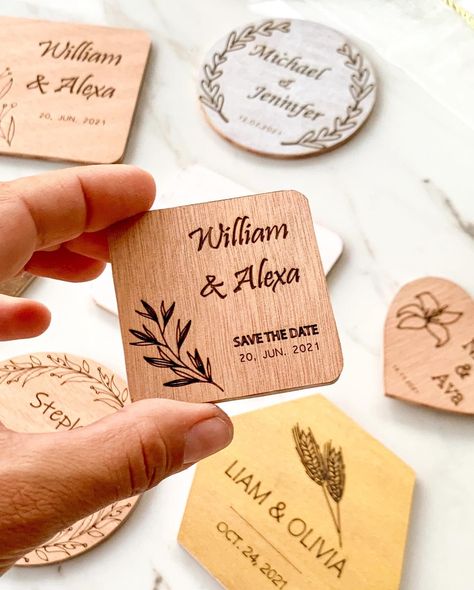 Wooden Wedding Favors For Guests, Wedding Favors On Table Place Settings, Wooden Wedding Favours, Glowforge Business, Wedding Guests Gifts, Wooden Invitation, Coasters Personalized, Wedding Favours Magnets, Wood Magnets