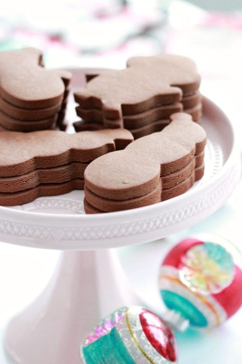 Gingerbread Cookies Decorated Ideas, Cut Out Cookie, Chocolate Gingerbread Cookies, Cookie Shapes, Chocolate Gingerbread, Gingerbread Cookies Decorated, Cut Out Cookie Recipe, Getting Ready For Christmas, Holiday Sweets