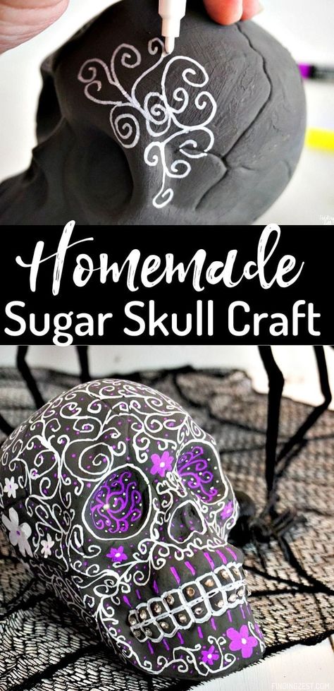 Sugar Skull Diy, Sugar Skull Crafts, Sugar Skull Party, Craft For Halloween, Sugar Skull Painting, Easy Halloween Craft, Skull Wreath, Sugar Skull Halloween, Halloween Decor Diy