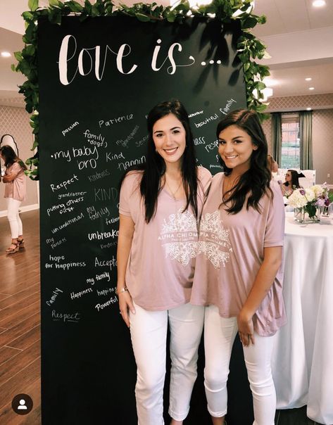 Philanthropy Day Recruitment Decoration, Pref Day Decorations, Recruitment Table Display, Preference Round Recruitment Decorations, Recruitment Rooms, Sorority Recruitment Decorations, Chi Omega Recruitment, Recruitment Decorations, Round Chairs