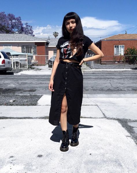 Enough Summer Outfit Ideas to Last You an Entire Season Goth Summer Outfits, Summer Goth Outfits, Hot Day Outfit, Black Summer Outfits, Moda Pinup, Cool Summer Outfits, Dark Outfits, Wardrobe Tips, Outfits Chic